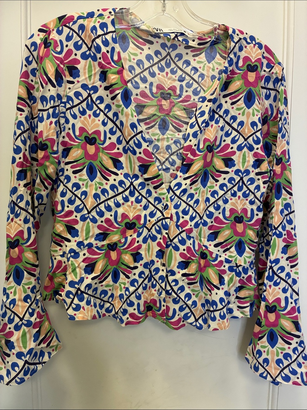 ZARA Printed Peplum V-Neck Blouse Small ⭐️TSTOP5